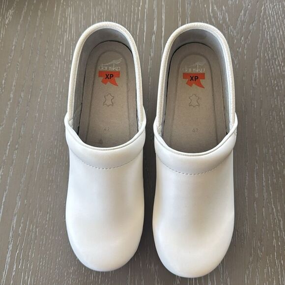 DANSKO XP Women's White Leather Professional Work Slip On Clog Shoes Size 42 EUC - Picture 2 of 13